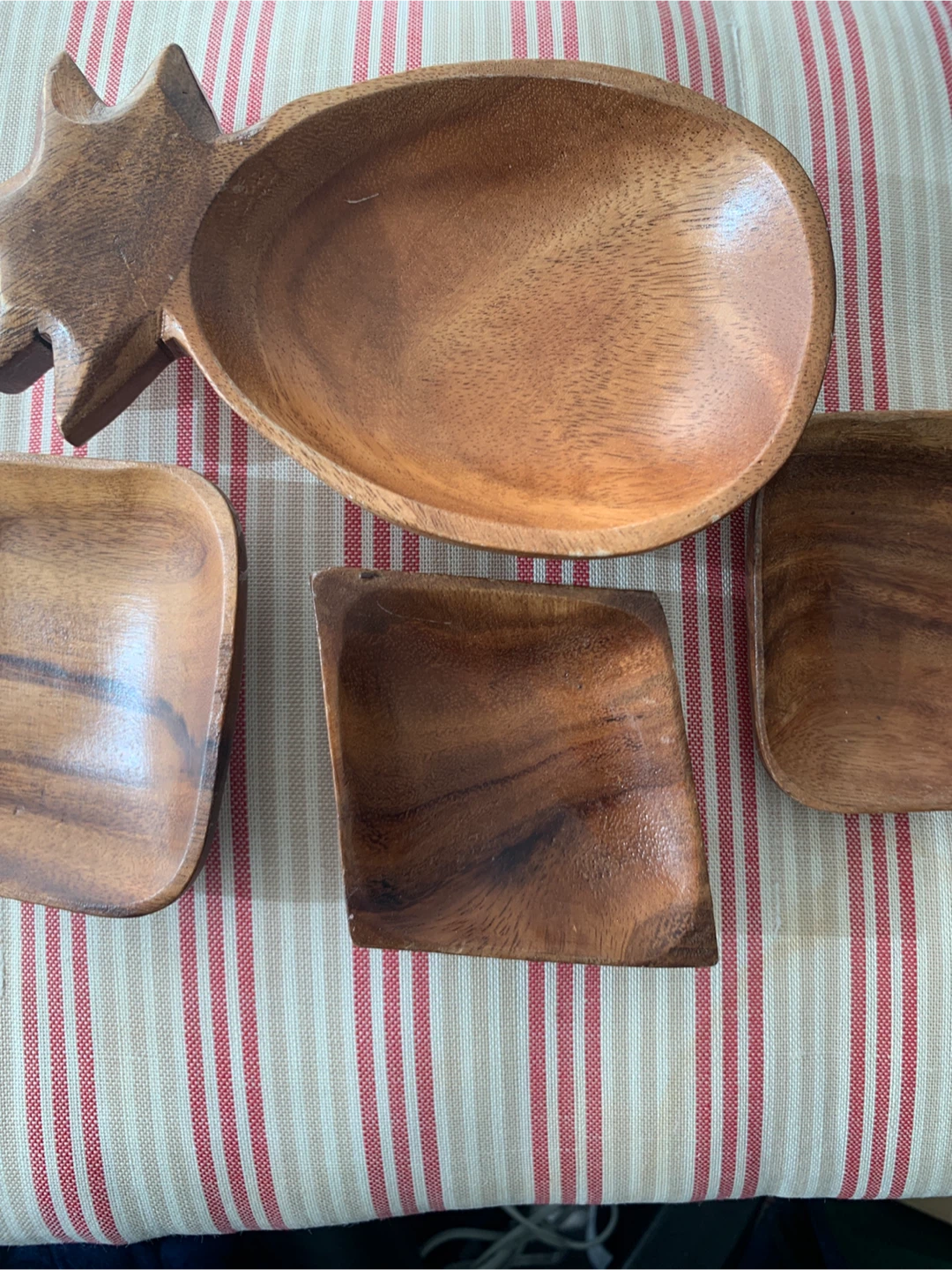 🏈 Set of 4 Hawaii craft of Wooden Serving Dishes