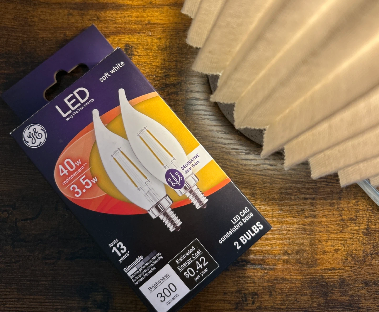 Pleated Fabric Table Lamp (set of 2 bulbs included) - photo 3