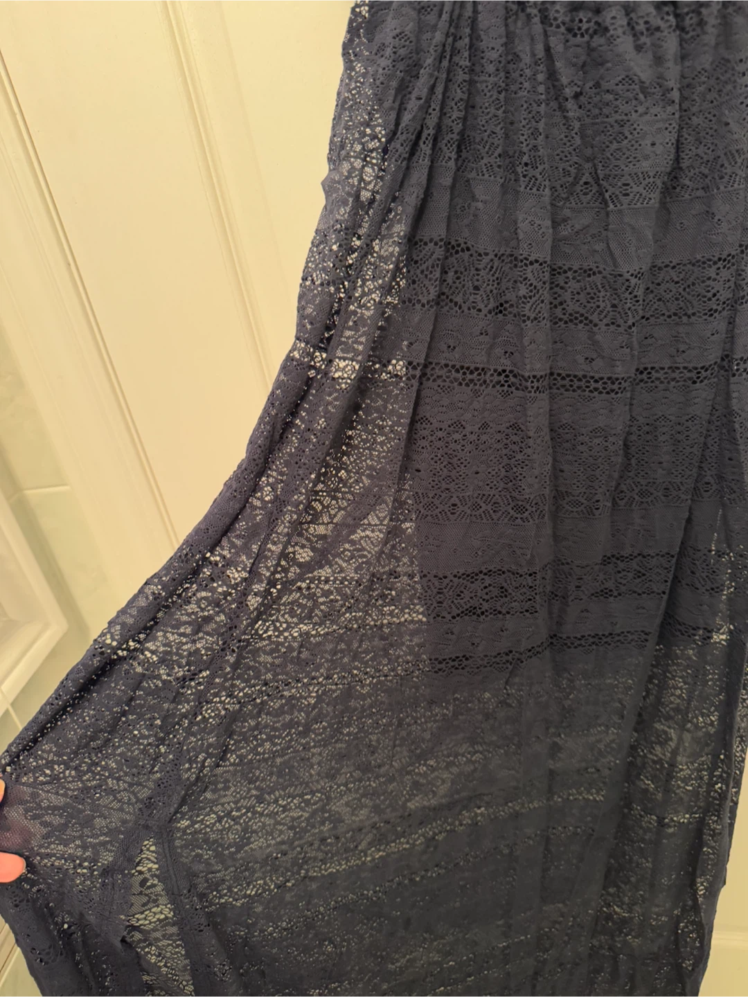 NEW Hollister Navy Lace Maxi Dress- XS - photo 4