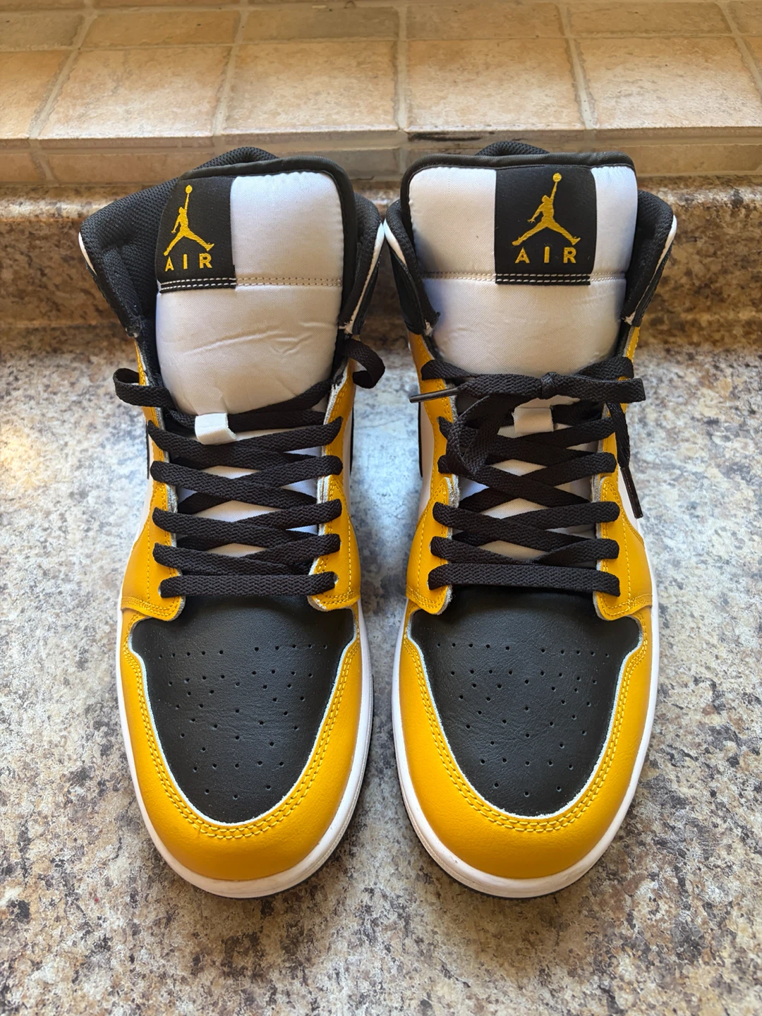 Nike Air Jordan 1 Mid Yellow/Black - photo 4