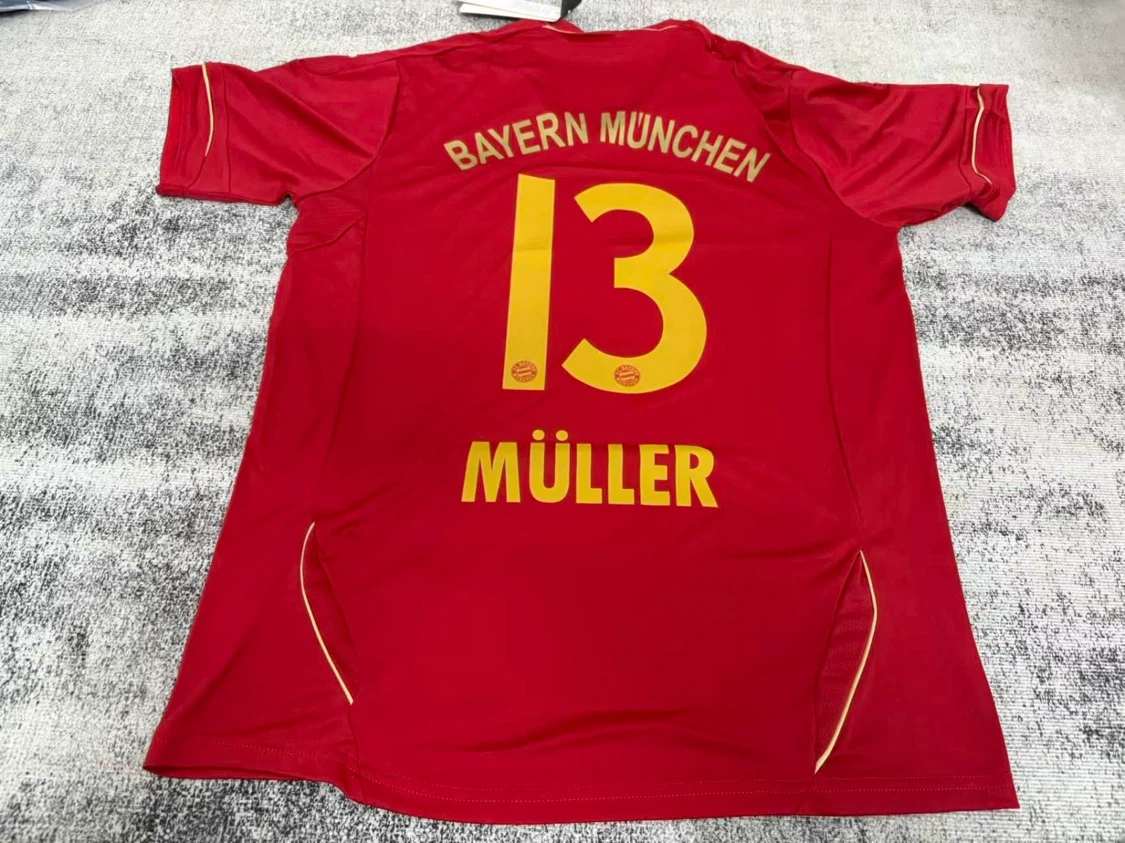 Adidas Bayern Munchen Muller Jersey