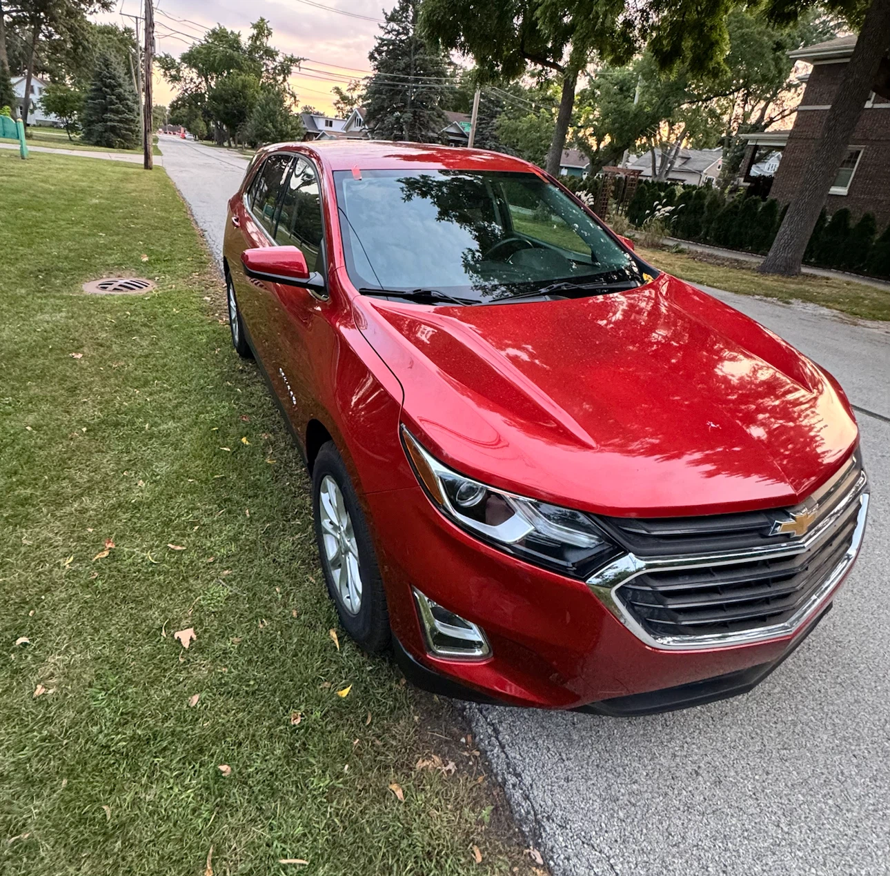Red Chevrolet Equinox - photo 2