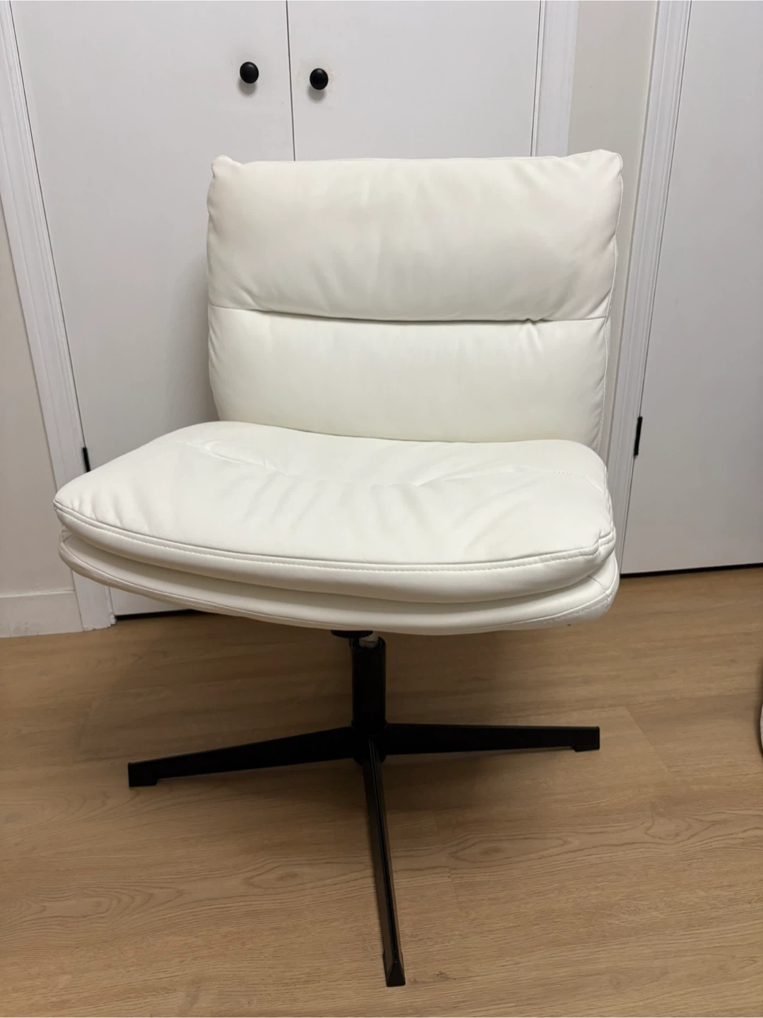 White Faux Leather Swivel Office Chair