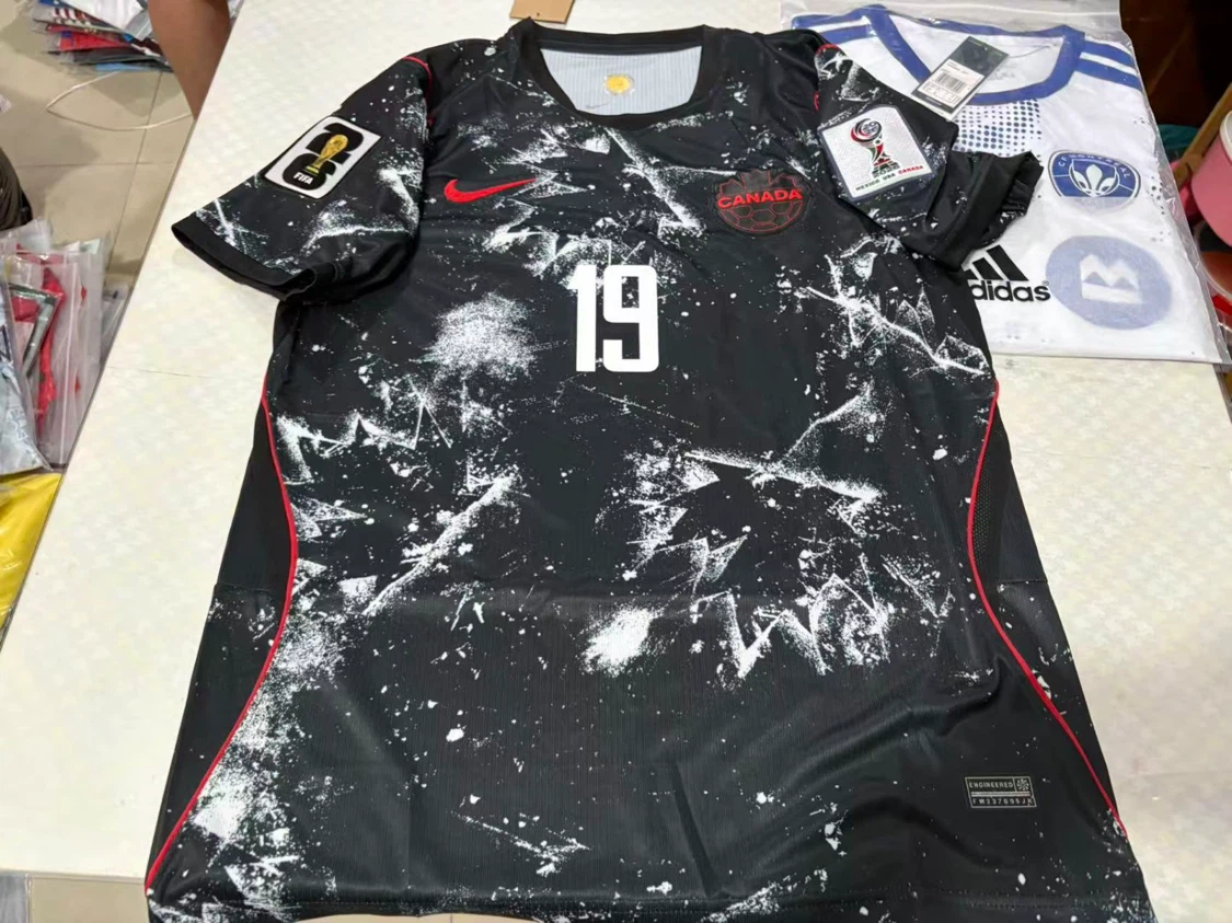 Nike Canada Davies 19 Soccer Jersey size L - photo 2