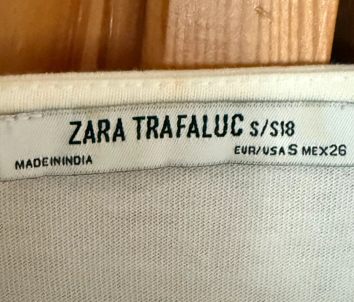 🏈Zara Trafaluc White Embroidered Crop Top - photo 2