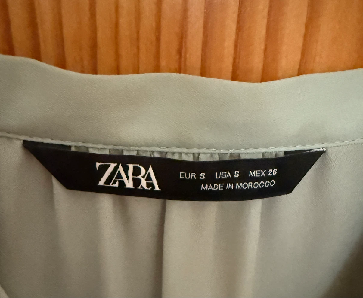 🏈Zara Ruffled Blouse in Light Green - photo 2