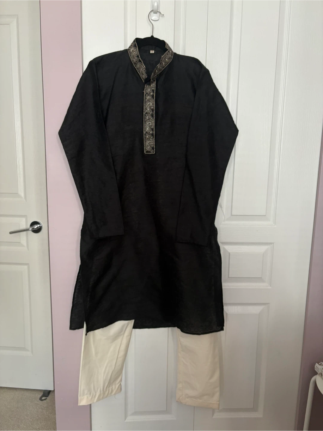 Black Men's Kurta with Cream Pants - photo 2