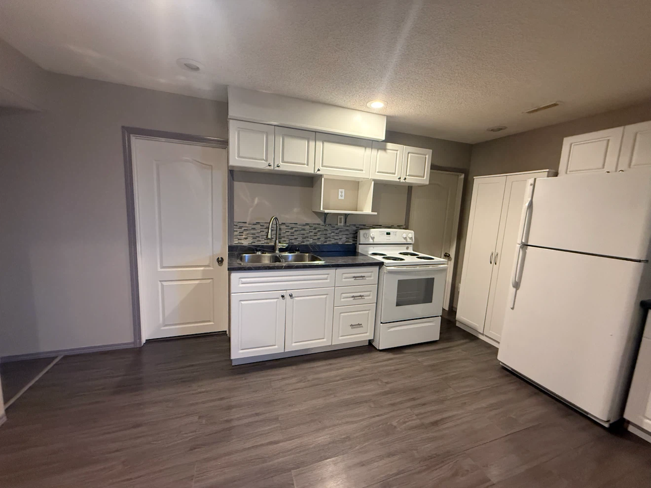 Two bedroom basement for rent - photo 5