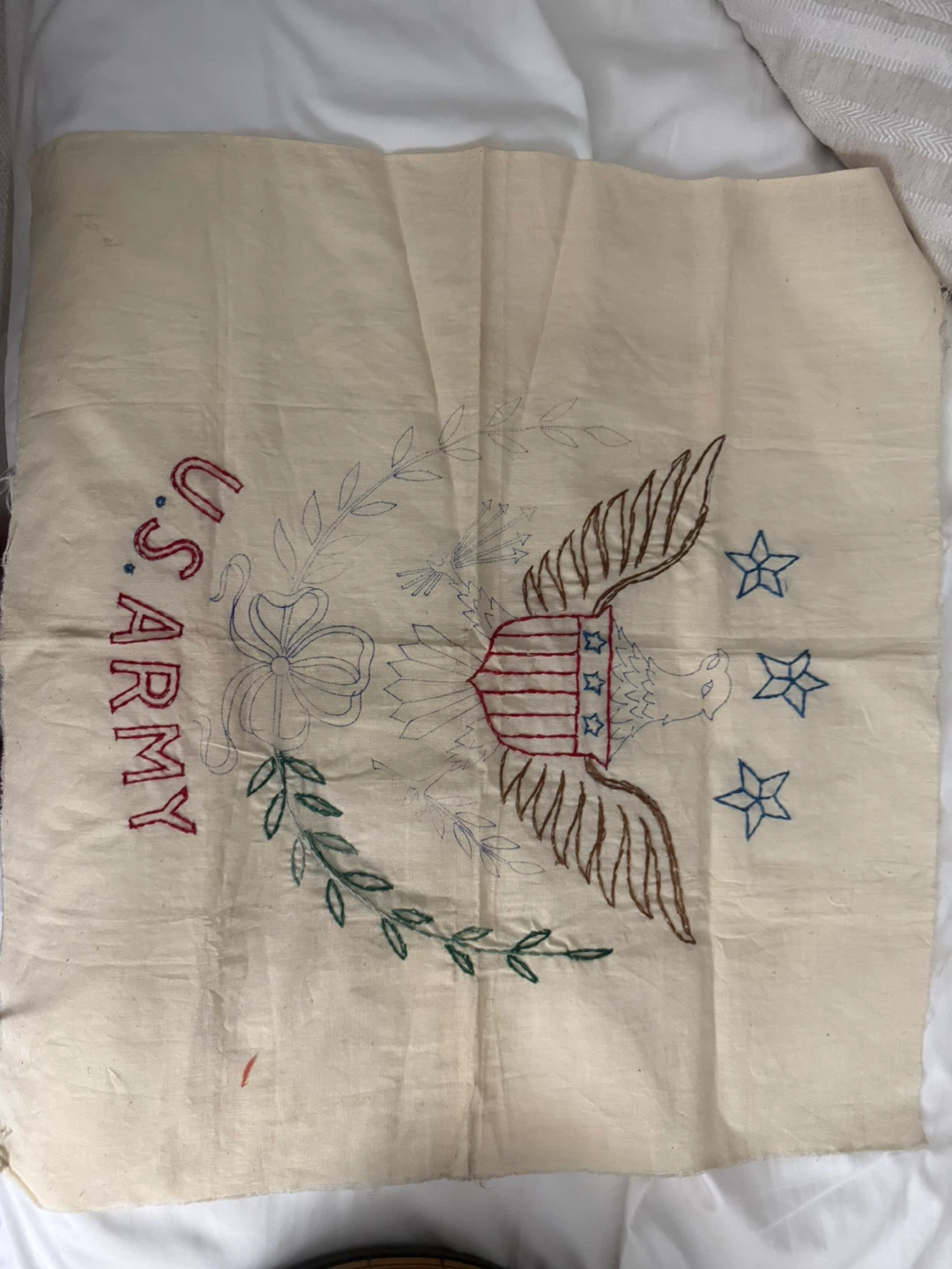 Vintage Mrs. Steven's Tin with Embroidery Supplies - photo 3