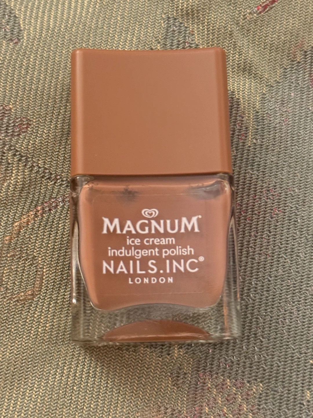 🏈Nails.Inc Magnum Ice Cream Indulgent Polish