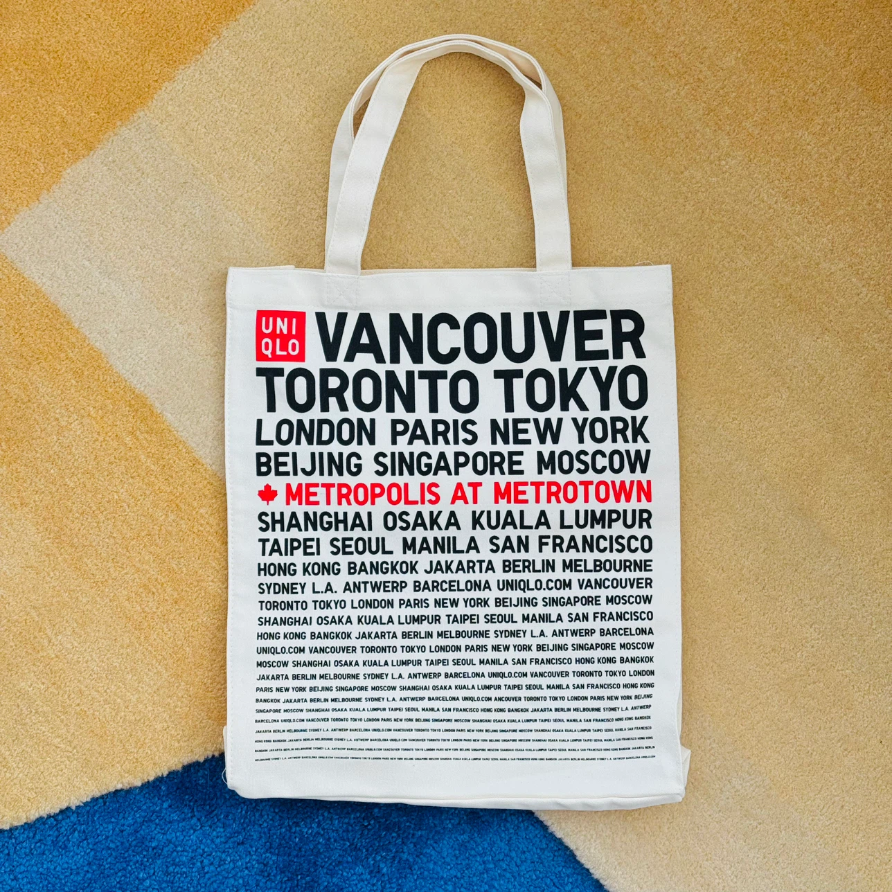 UNIQLO Limited Edition Vancouver Grand Opening Tote Bag 🏈