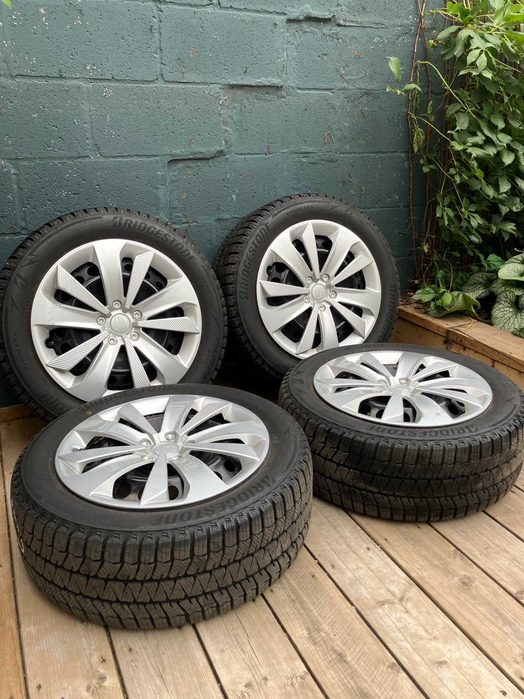 205/55R16 Bridgestone Blizzak WS90 16" Winter Tires & Steel Rims - photo 4