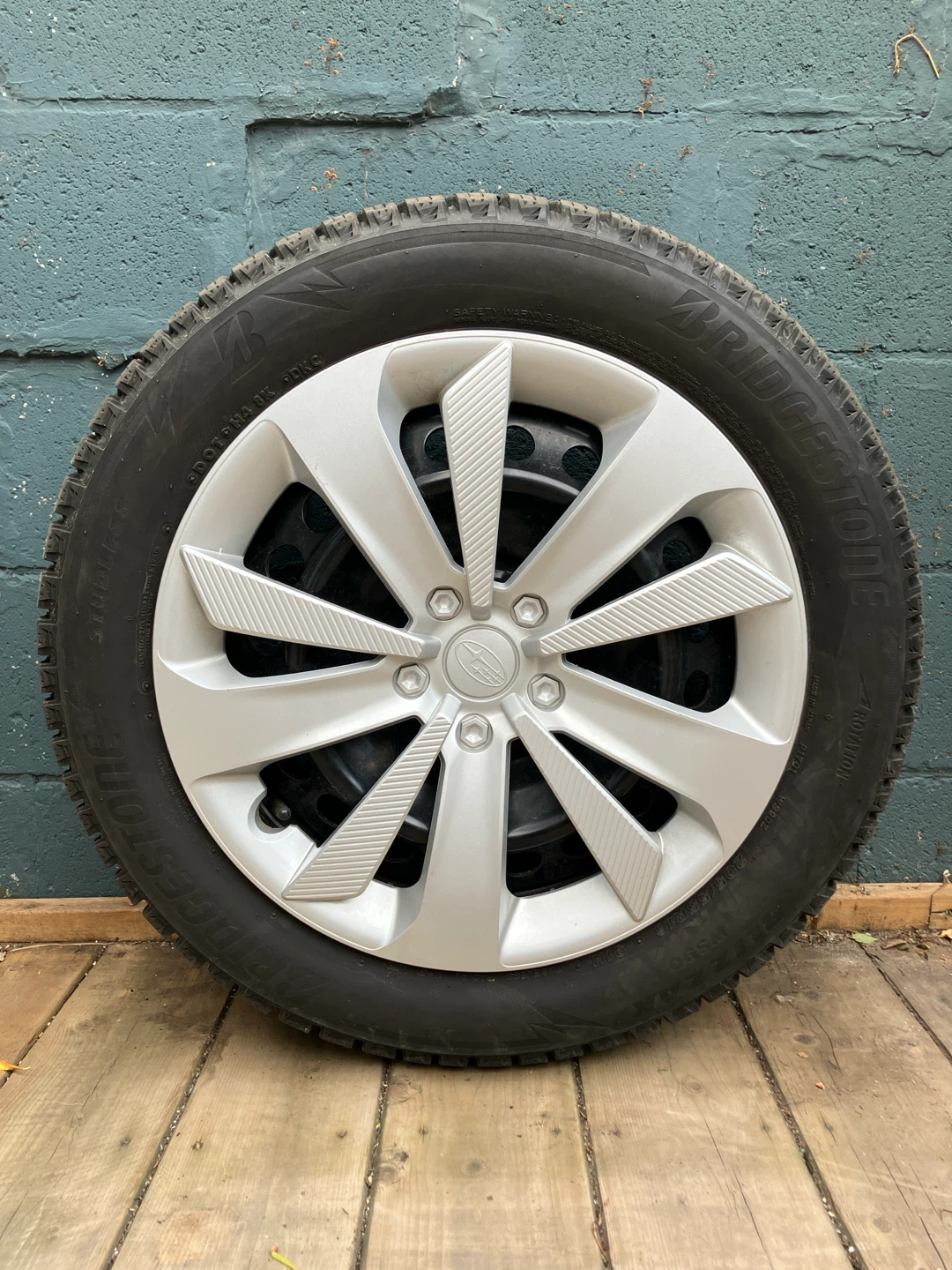 205/55R16 Bridgestone Blizzak WS90 16" Winter Tires & Steel Rims - photo 5
