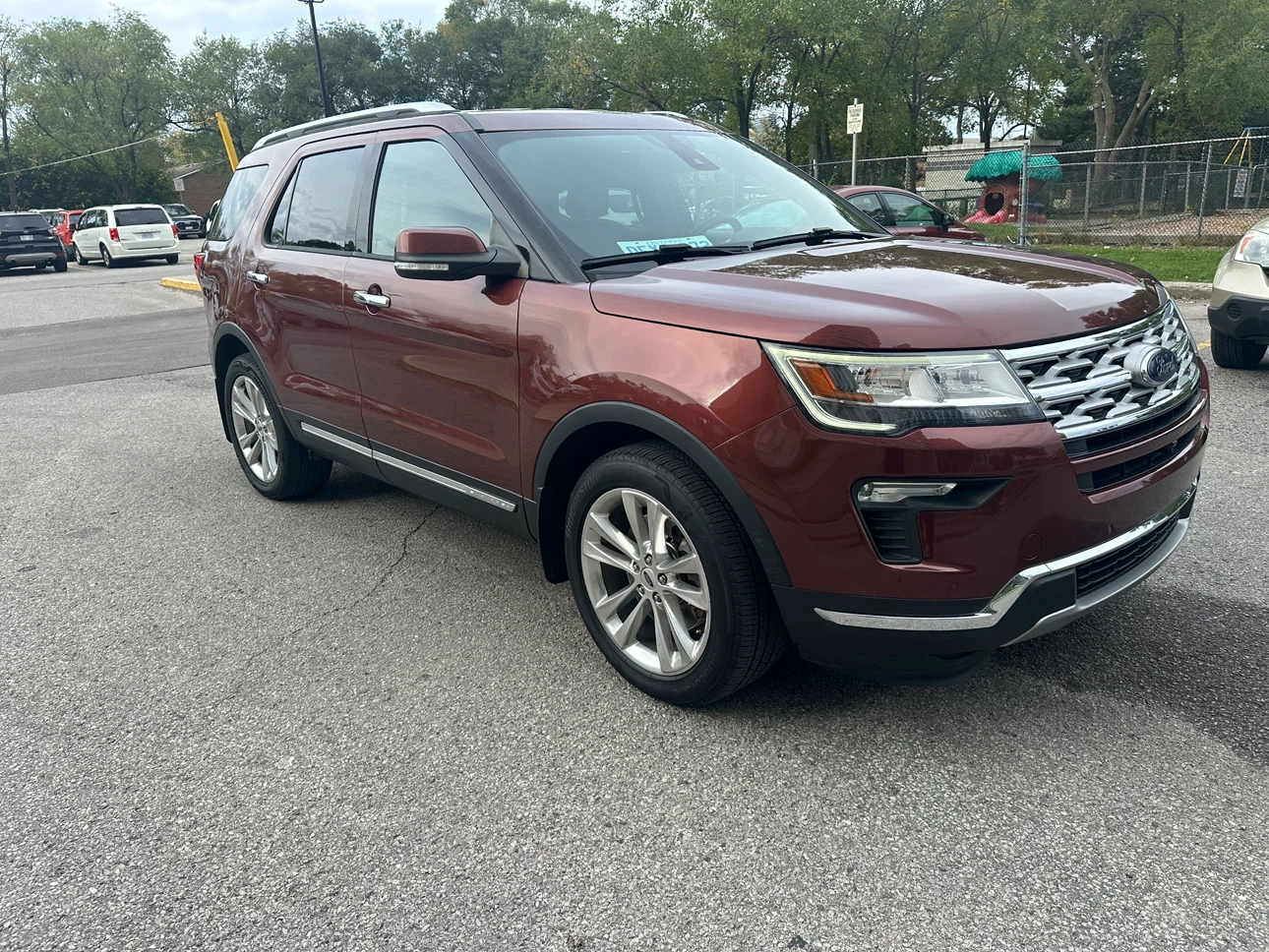 Ford Explorer Limited 4WD - photo 3