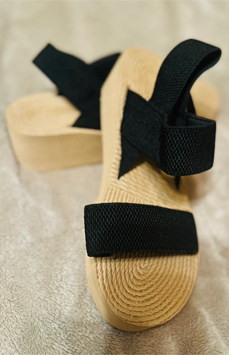 Black Elastic Platform Sandals - photo 2