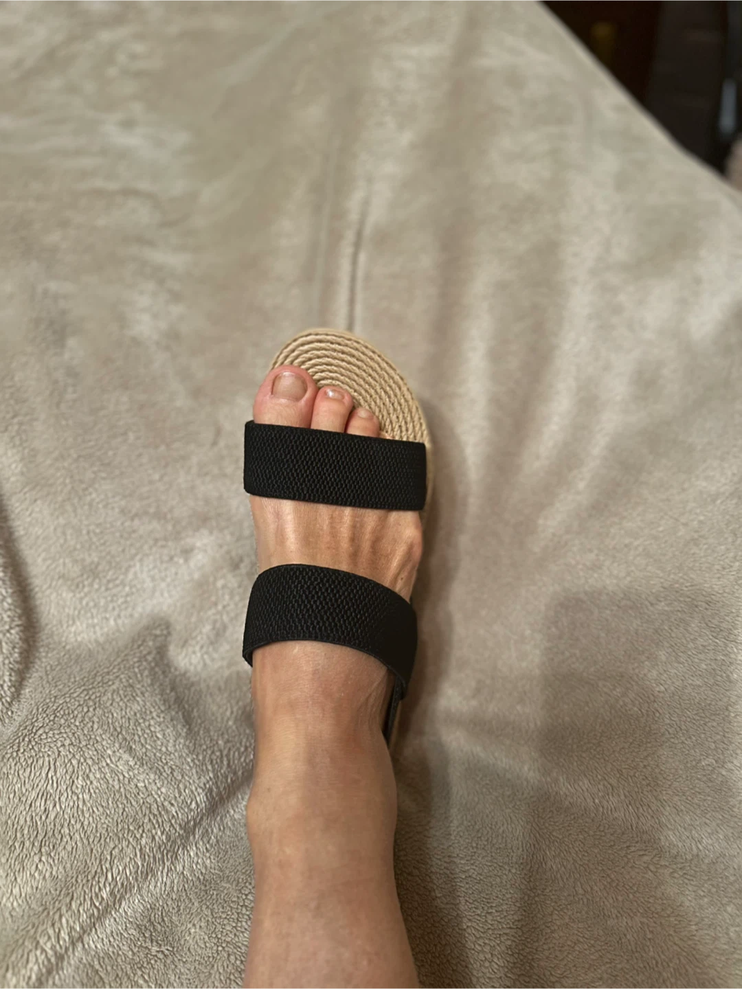 Black Elastic Platform Sandals - photo 5