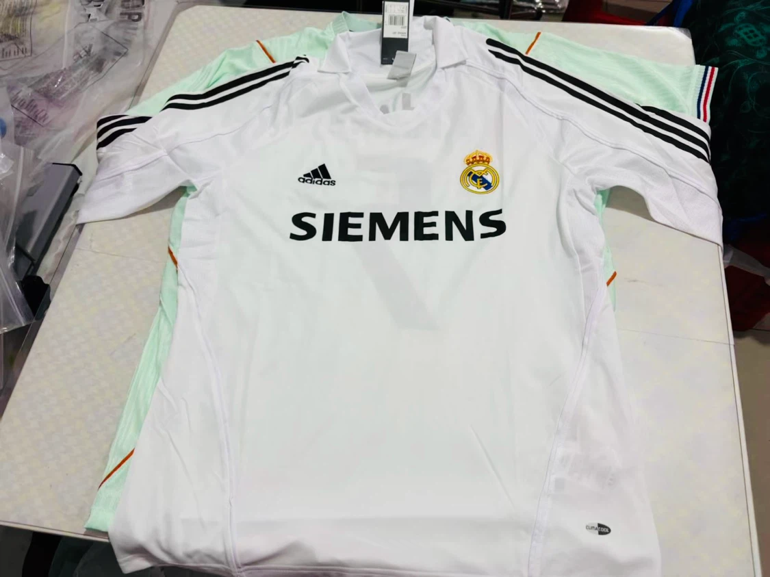 Adidas Real Madrid Zidane 5 Jersey - photo 4