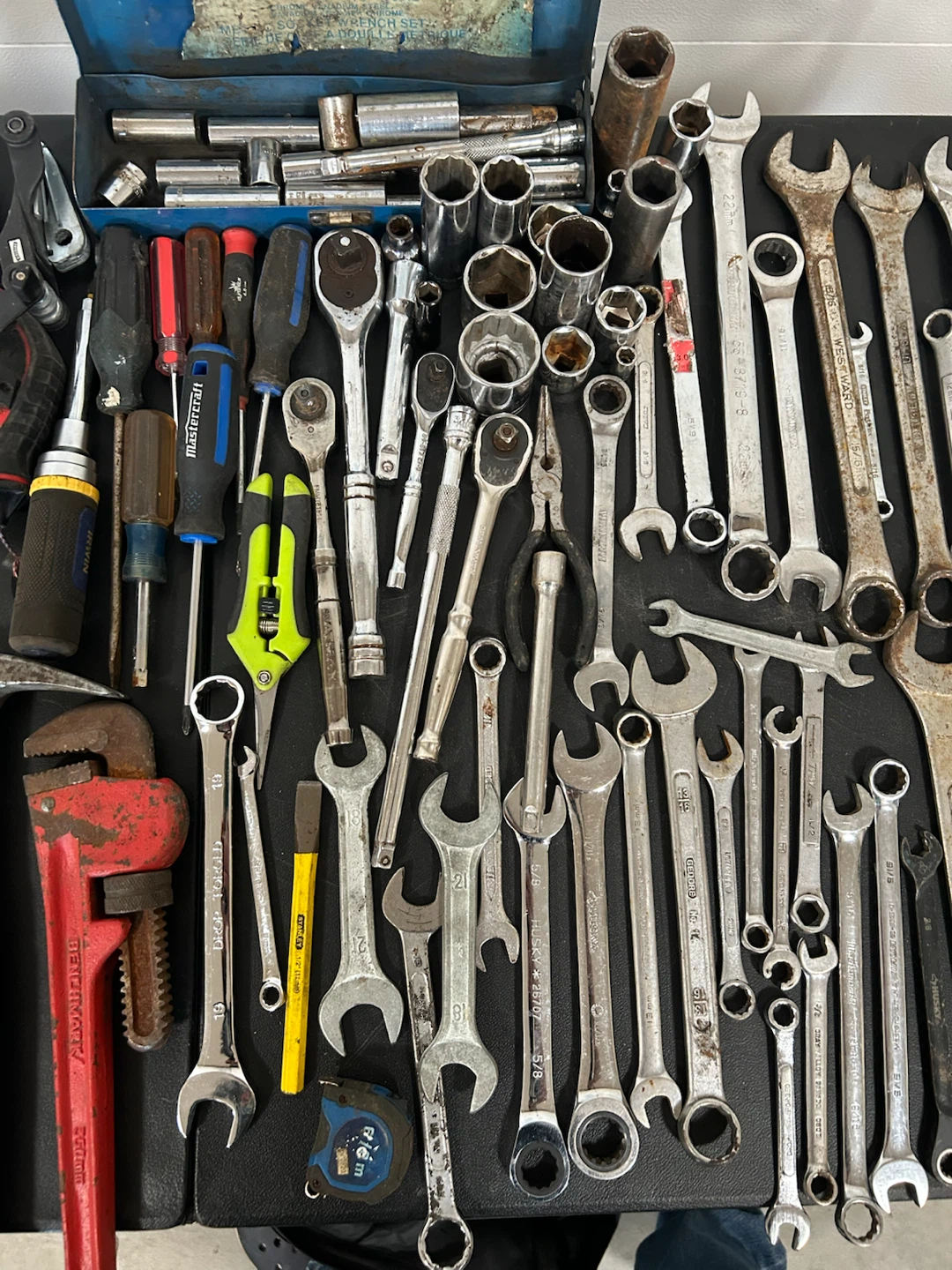 Large Assorted Hand Tool Lot - photo 3