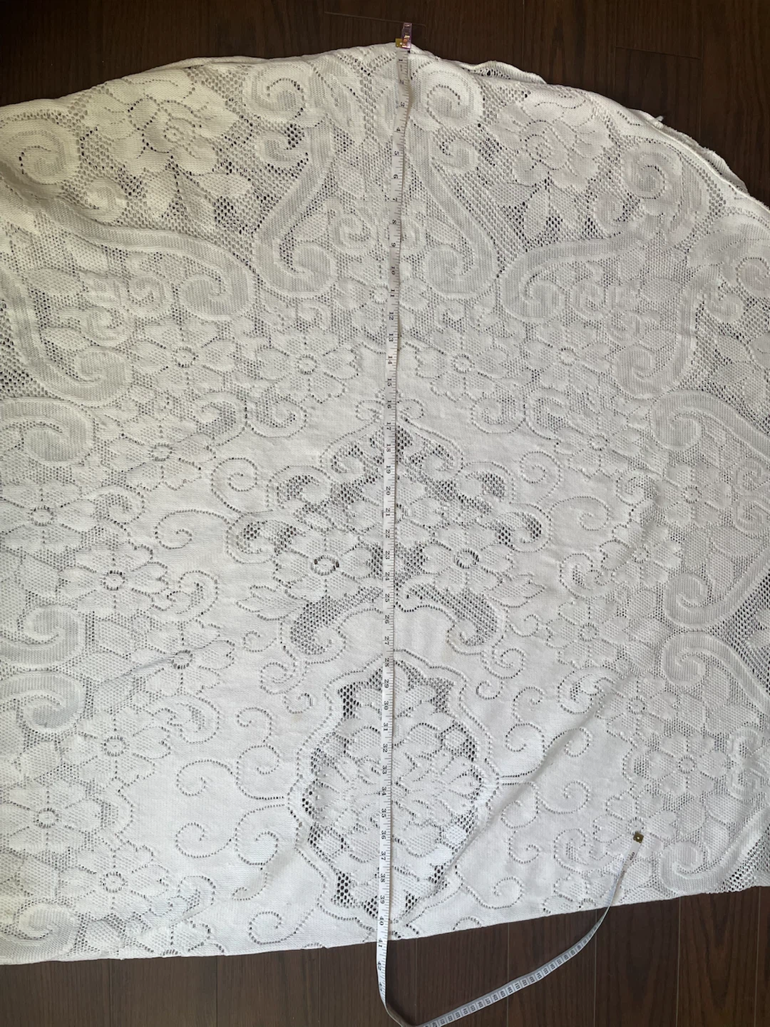 Vintage-Style White Lace Tablecloth - photo 3