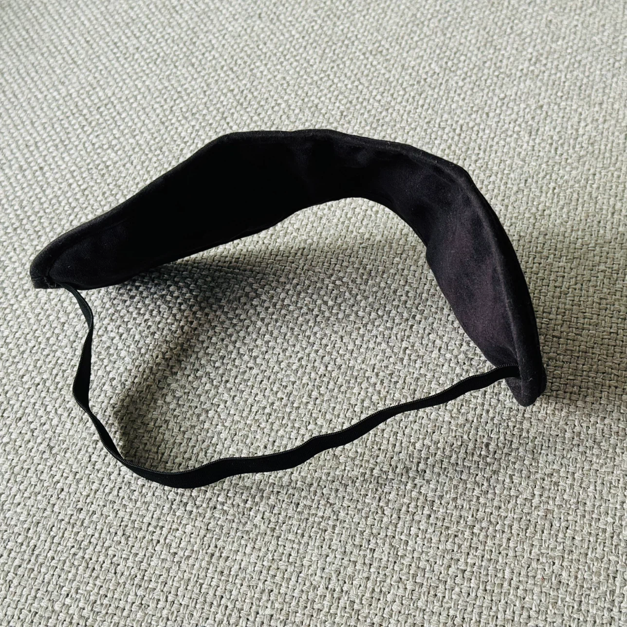 Sleeping Mask - Brand New Never Used 🏈 - photo 2