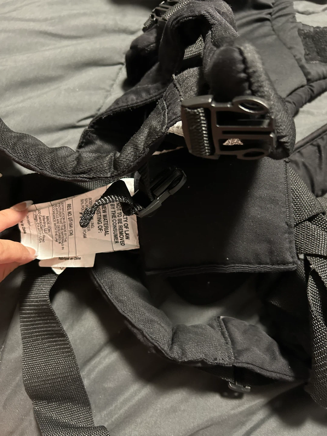 Infantino black baby carrier - photo 5