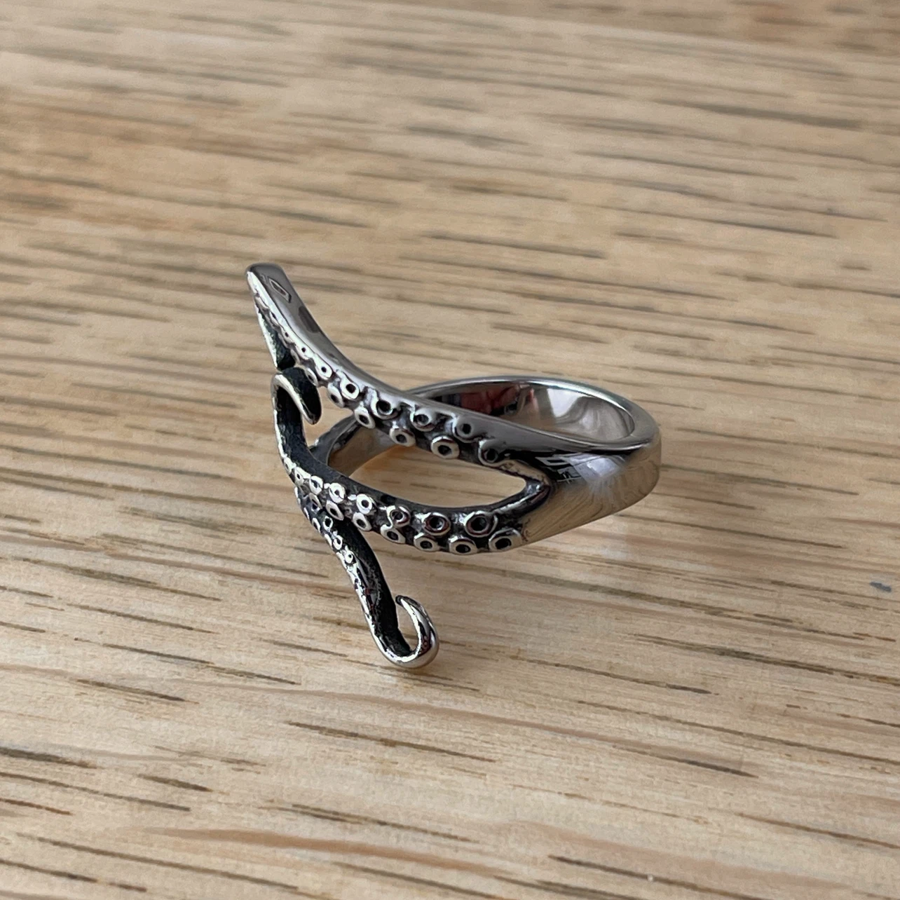 Octopus tentacles stainless steel ring (size 6) - photo 2