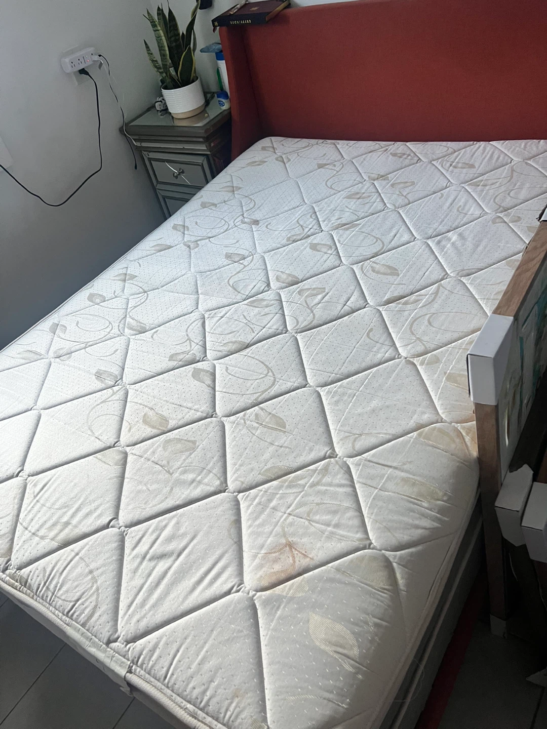 Full size bed and more - photo 2