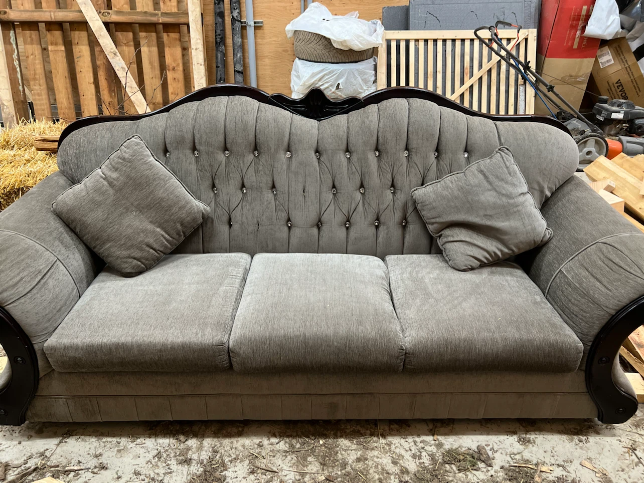 Victorian-Style Grey Upholstered Living Room Set