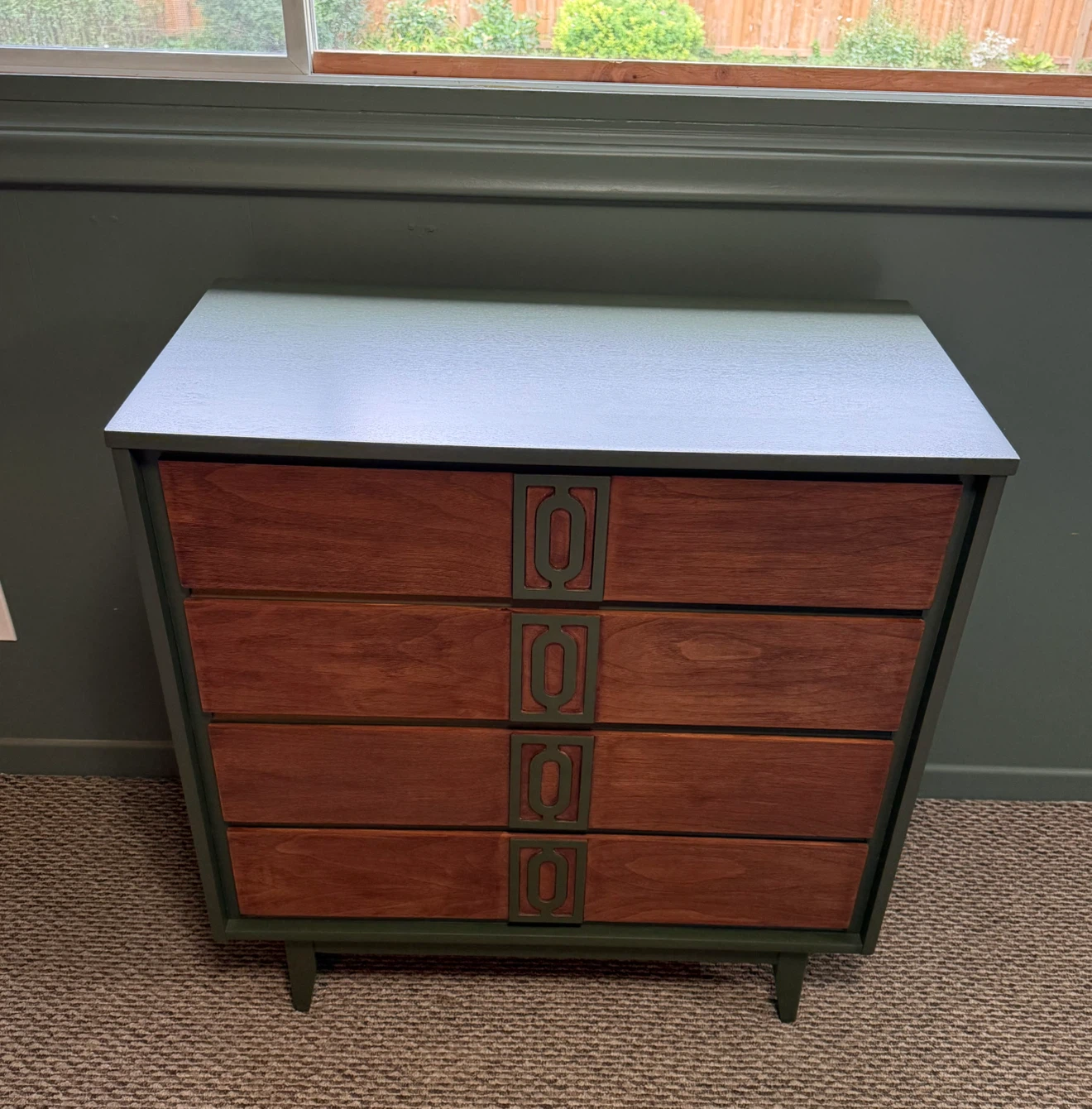 Four Drawer Mid-Century Modern Dresser - photo 2