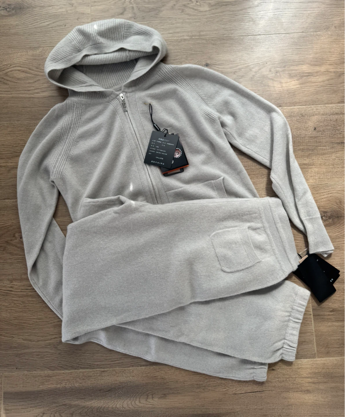 New 100% Cashmere Tracksuit - Small - photo 3