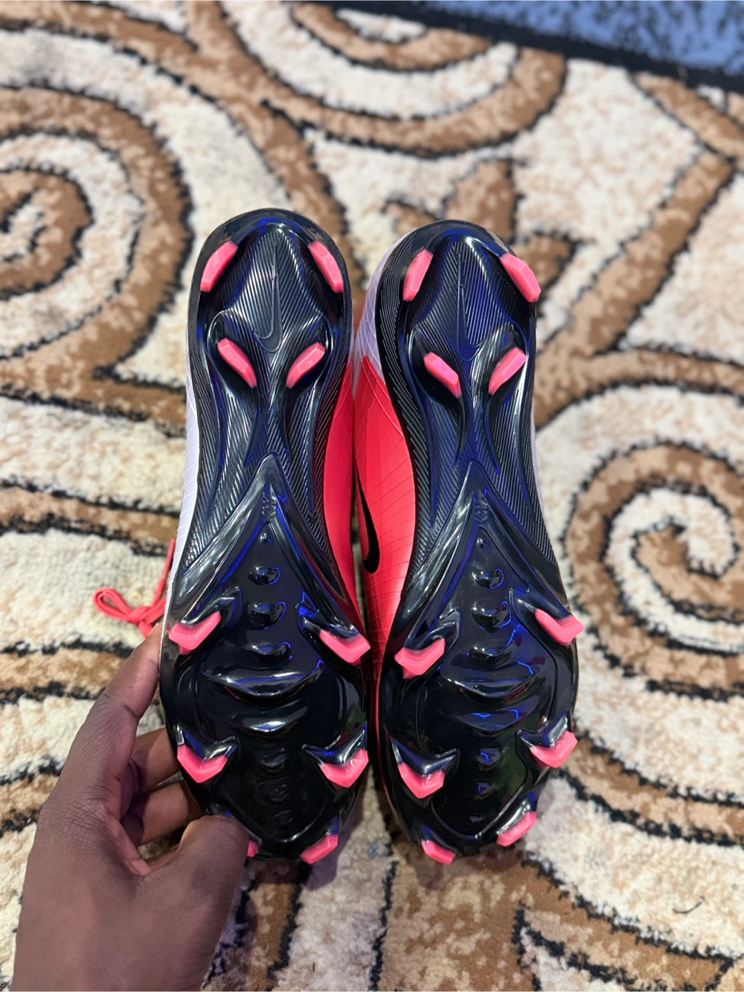 Soccer shoes - photo 4