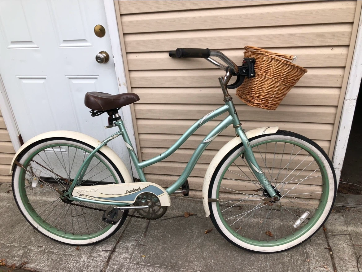 Vintage Huffy Cruiser Bicycle