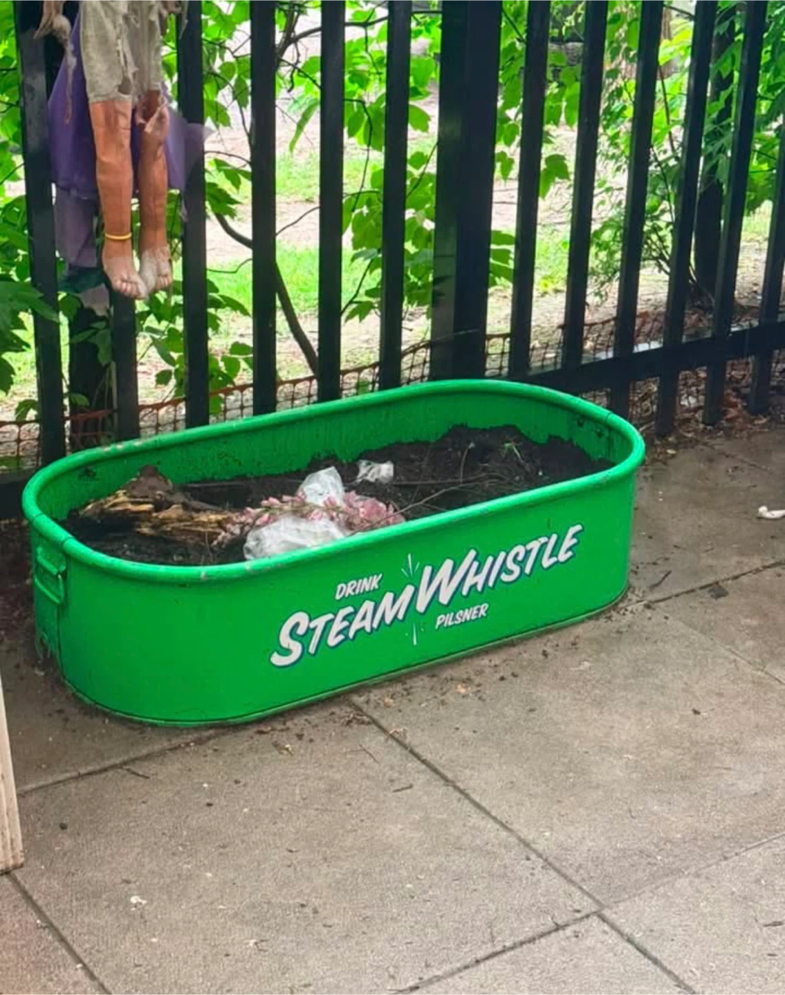 Steam Whistle Metal Drink Tub