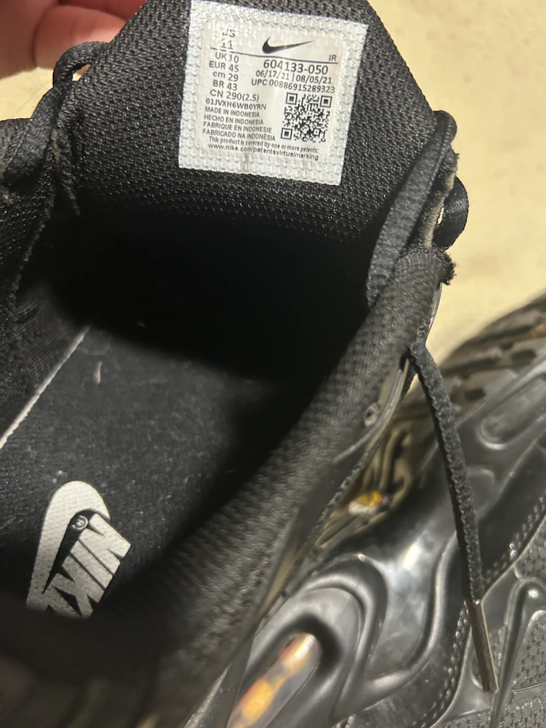 Nike Air Max Plus Black Sneakers - photo 5