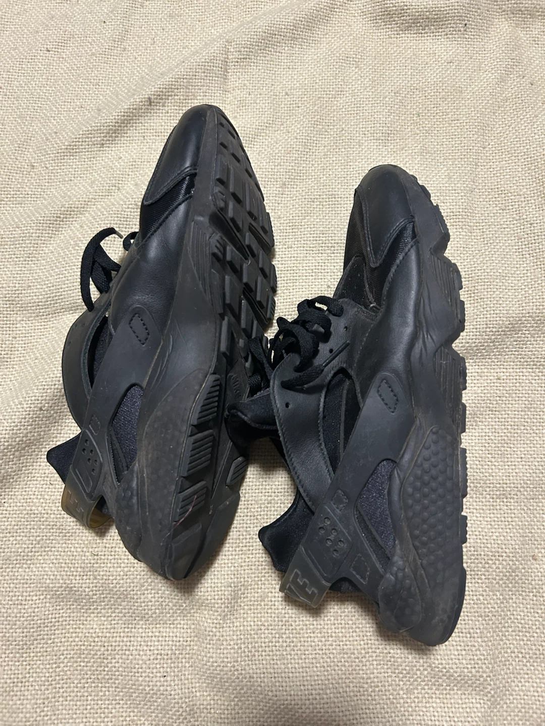 Nike Air Huarache Triple Black Sneakers - photo 3