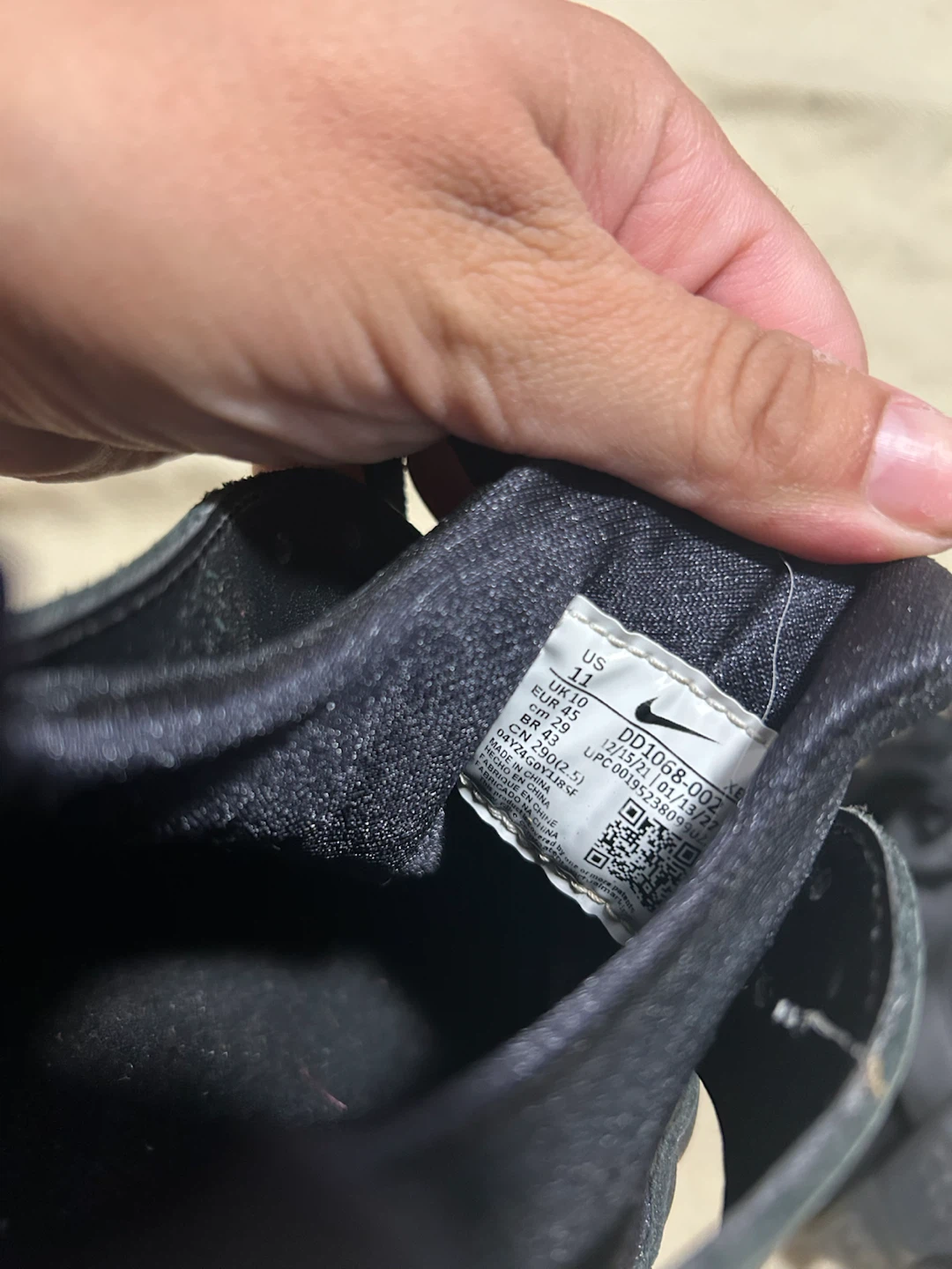 Nike Air Huarache Triple Black Sneakers - photo 5