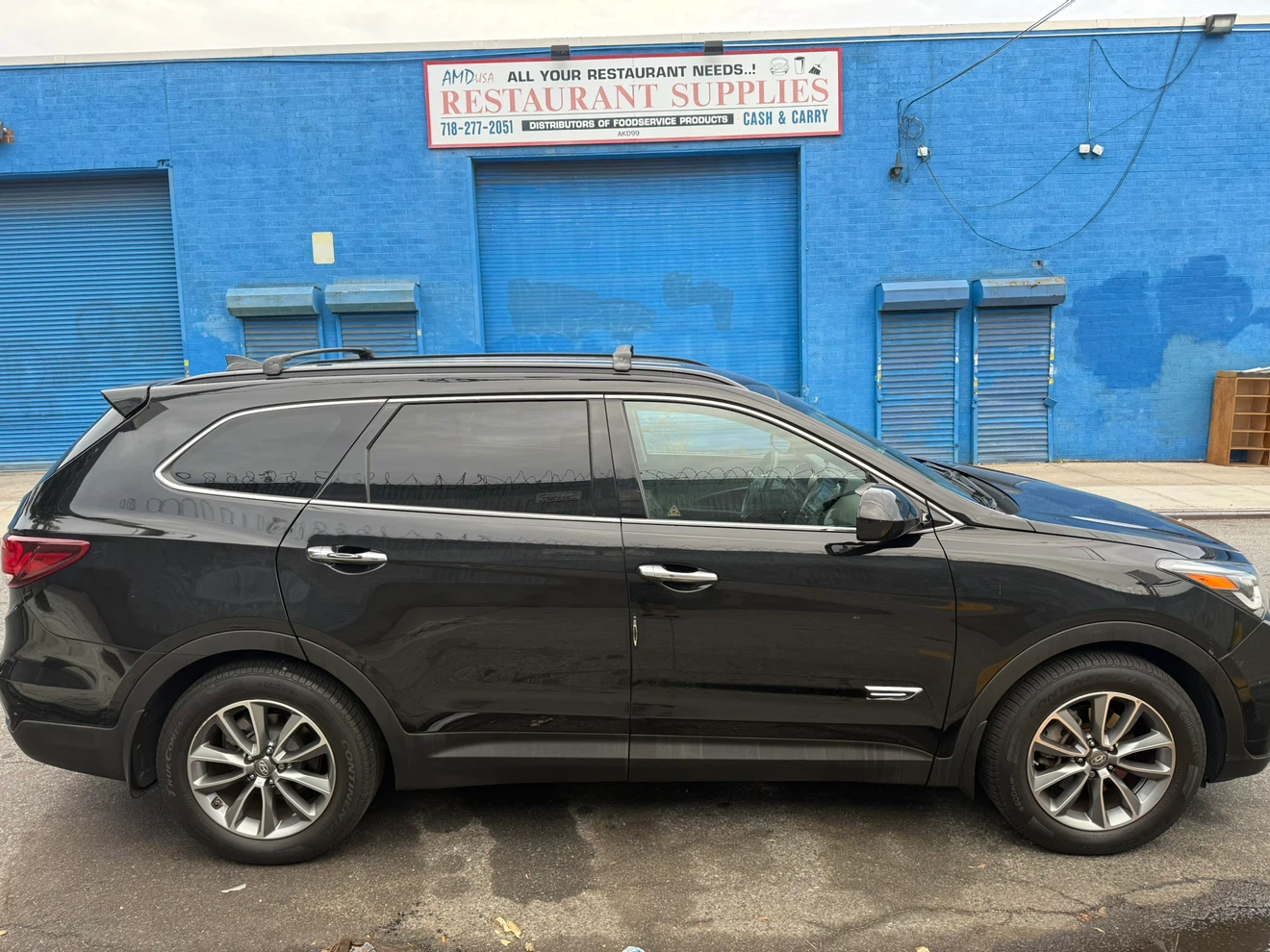 SUV - photo 5