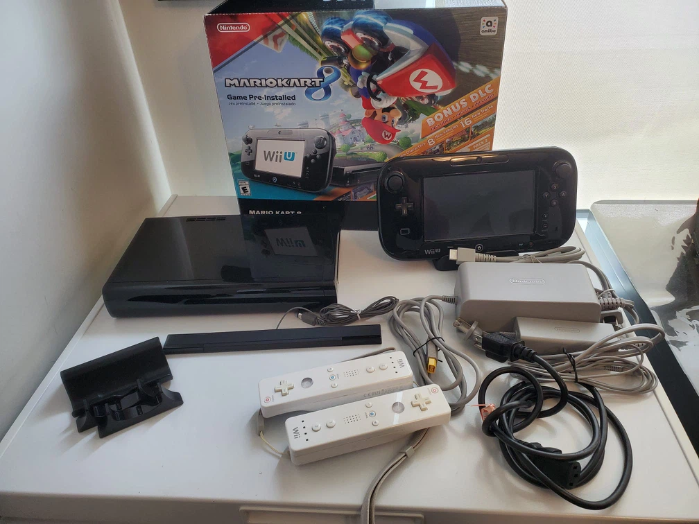 Nintendo Wii U 32GB Deluxe Set with 9 Games and Accessories