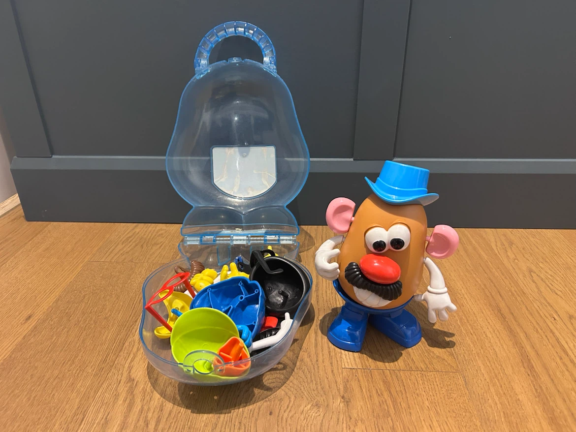 Mr potato head and accessories