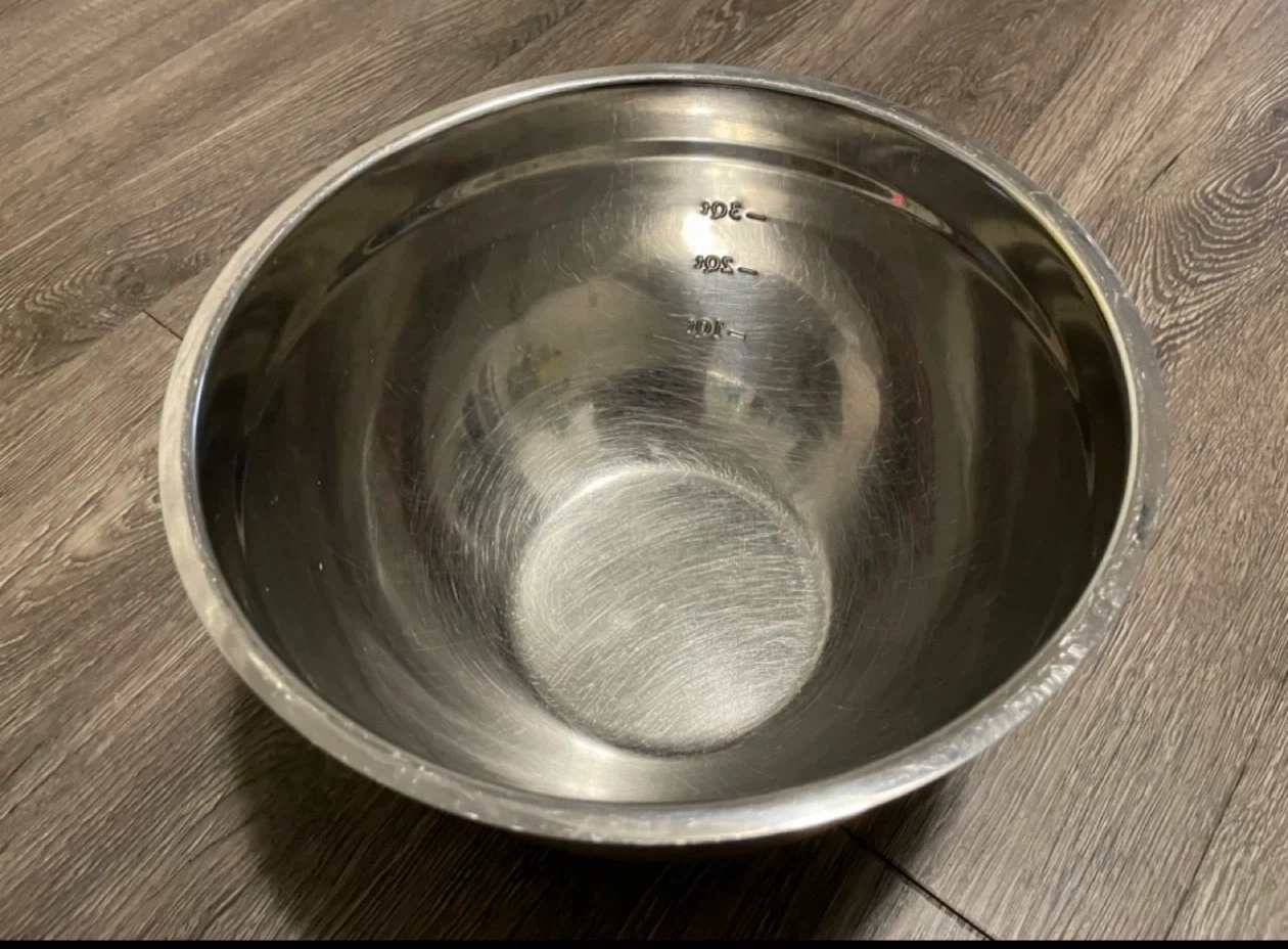 Stainless Steel Mixing Bowl 🏈