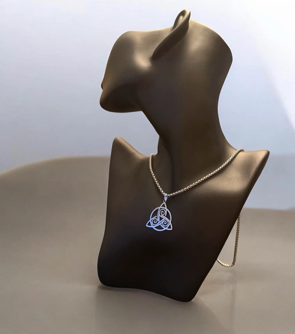 Stainless Steel Trinity Knot Pendant Necklace - photo 2