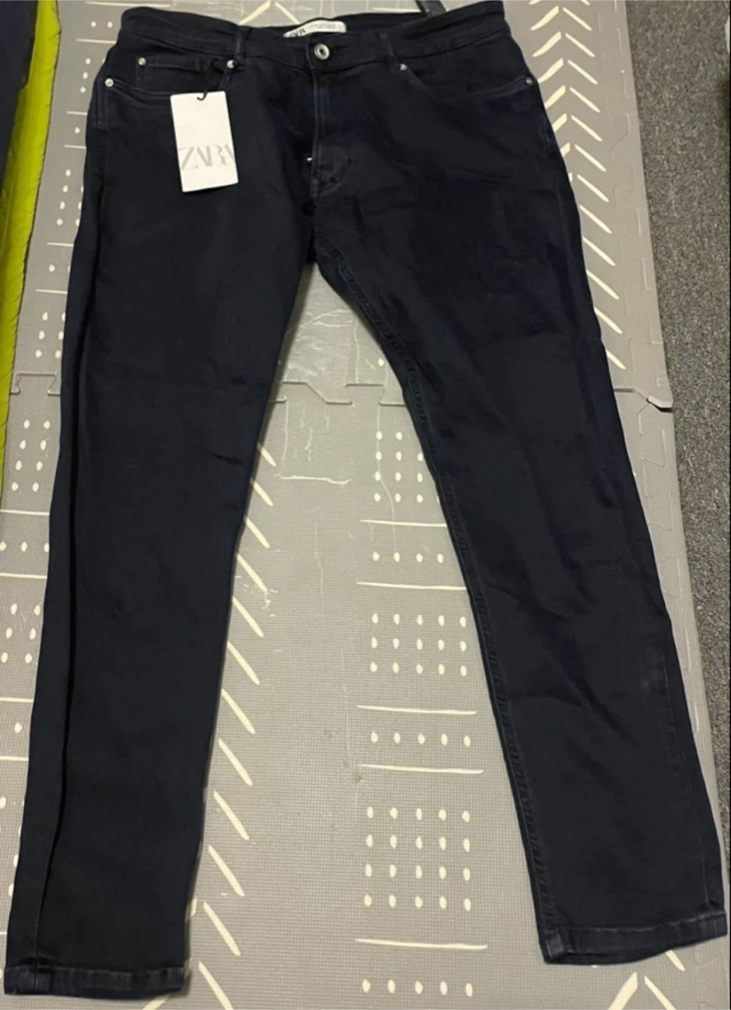Zara Slim Fit Jeans Black 🏈