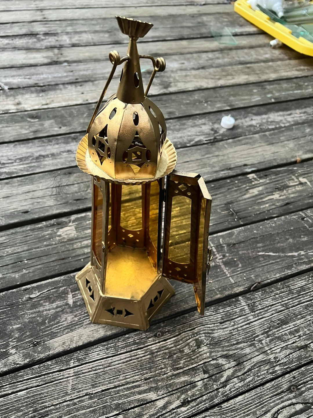 Decorative Moroccan-Style Gold Metal Lantern - photo 3