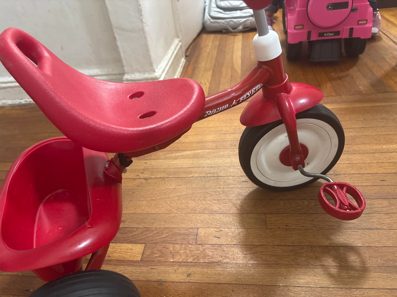 Radio Flyer Red Tricycle - photo 3