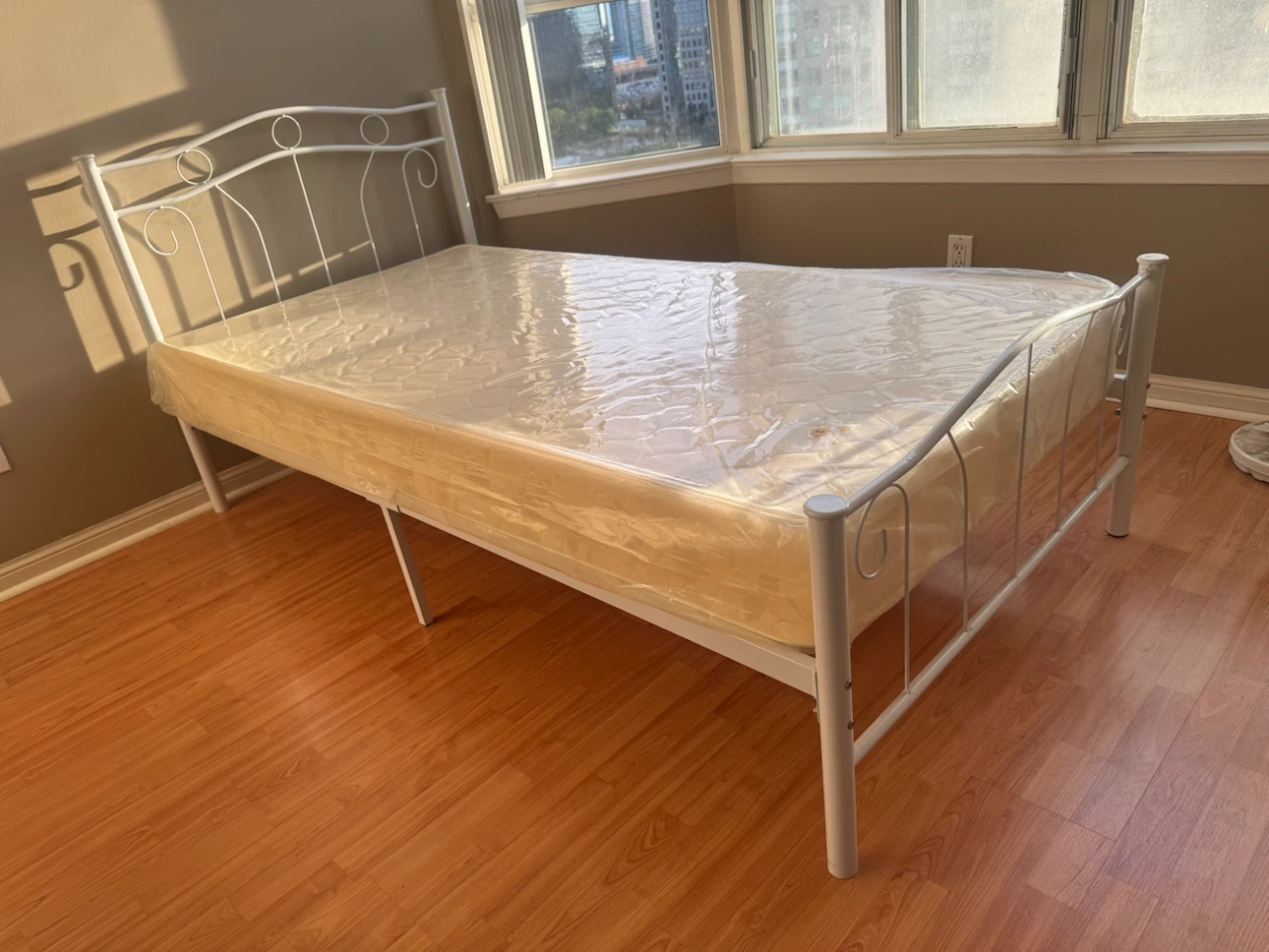 White Metal Double Bed Frame