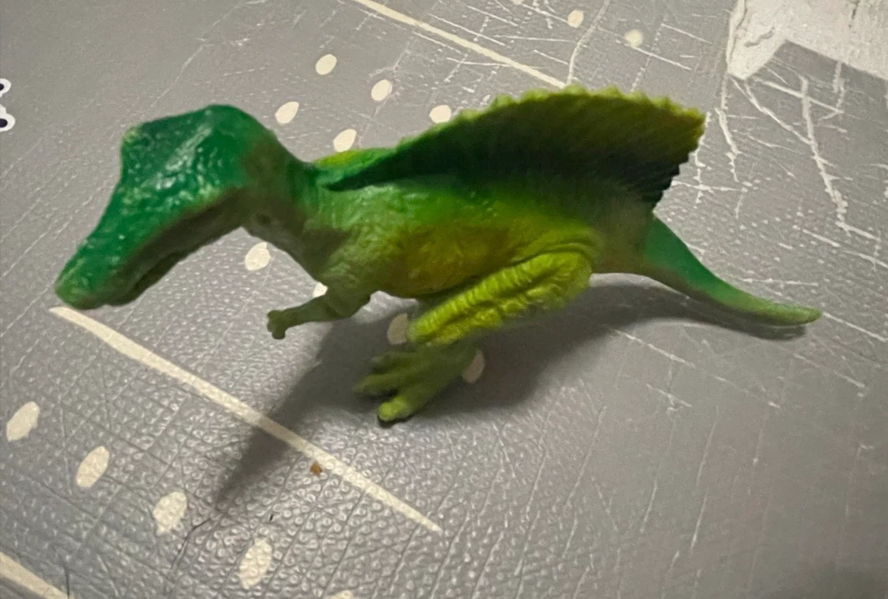 Green Spinosaurus Dinosaur Toy 🏈
