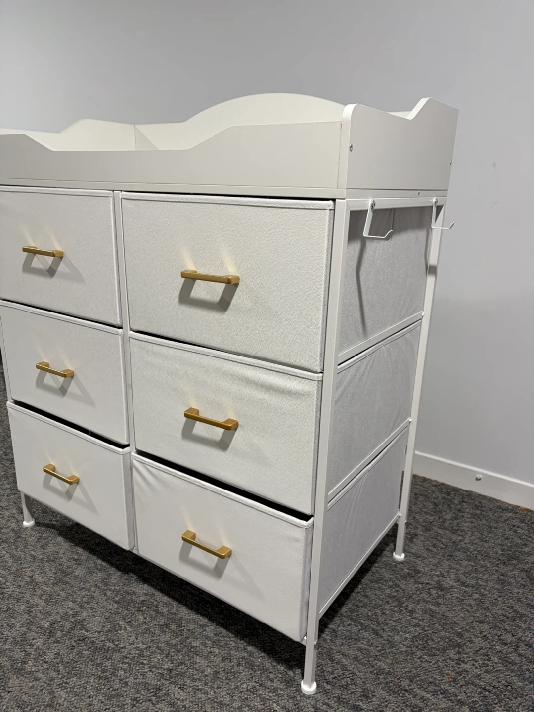 White 6-Drawer Table Dresser - photo 3