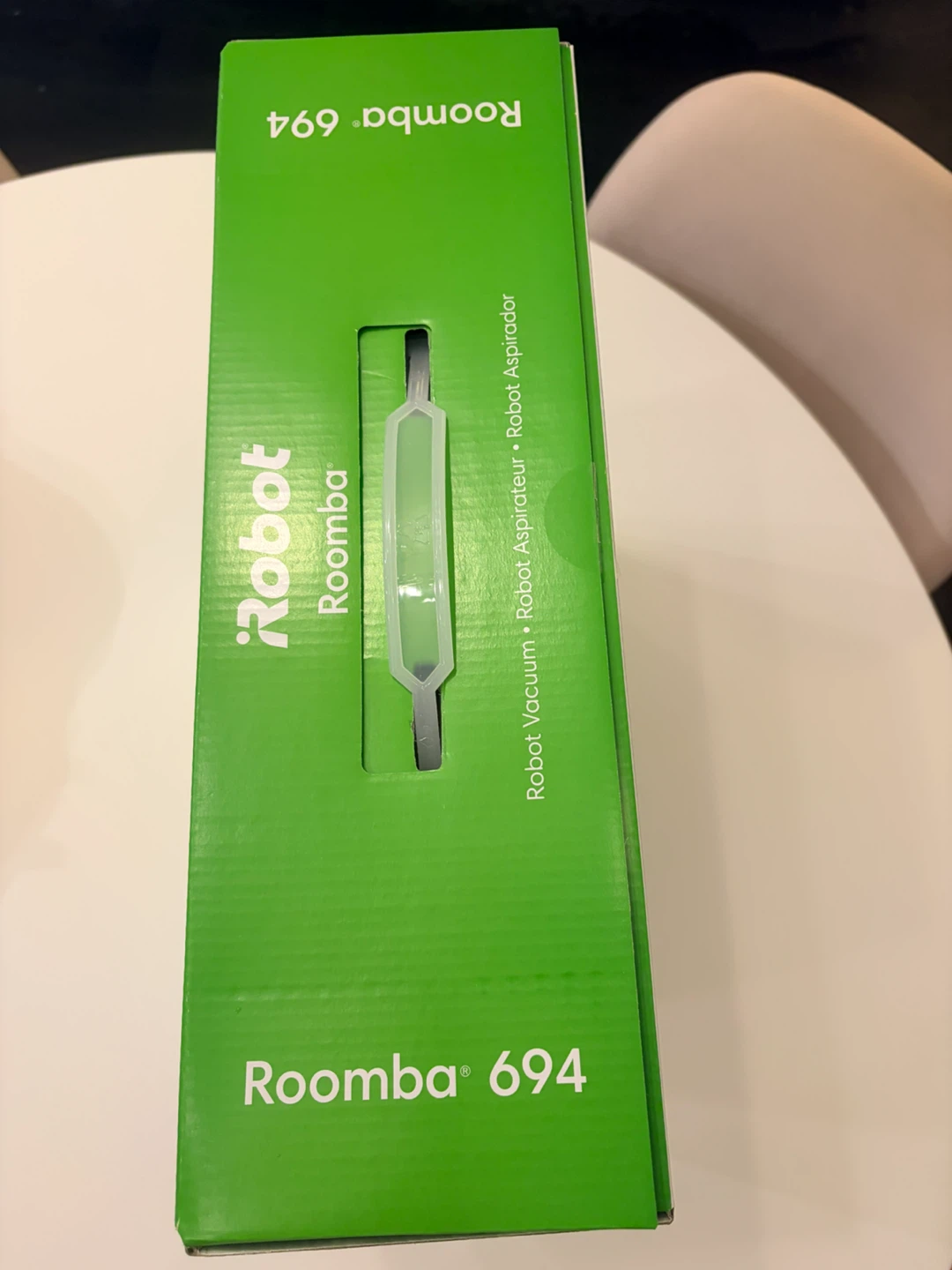 iRobot Roomba 694 Robot Vacuum – Never Used, Original Box - photo 5