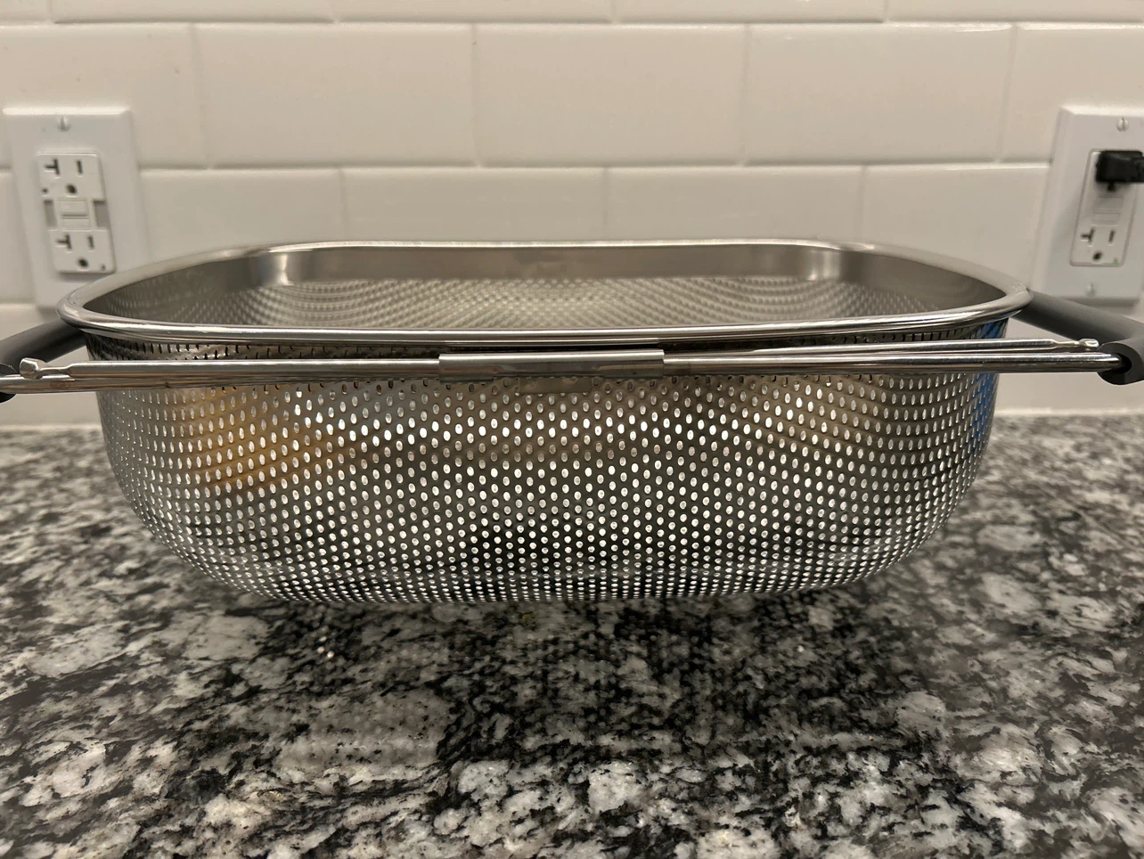 Adjustable Stainless Steel Kitchen Colander - photo 2