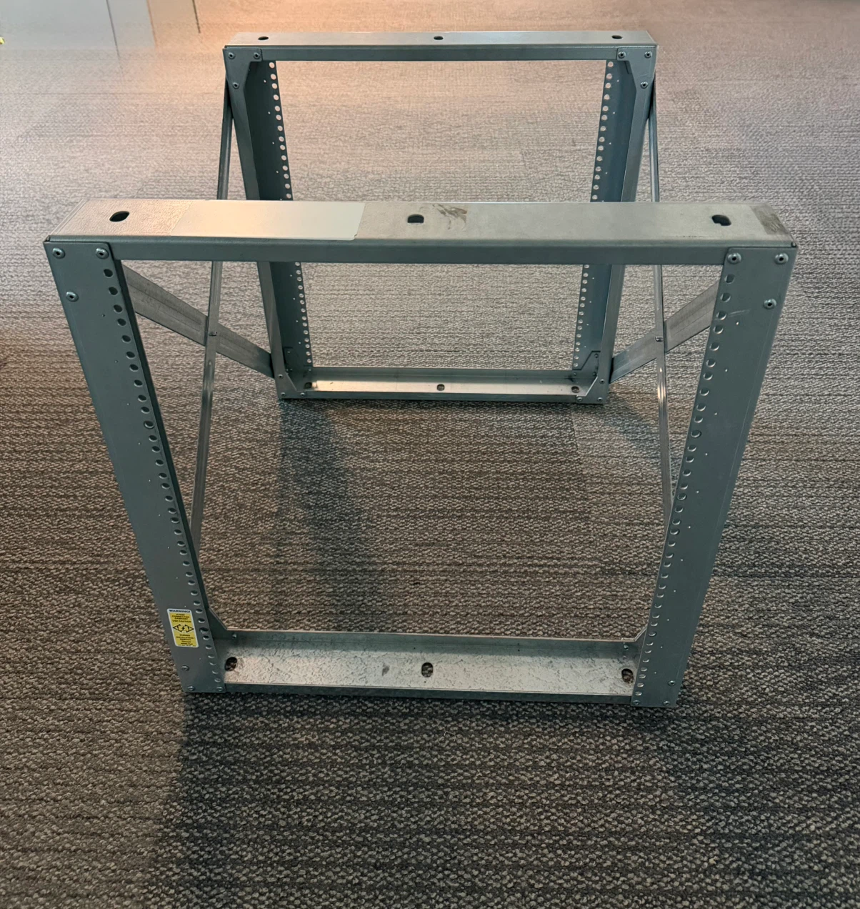 Open-frame Equipment rack 23”x22”x24”